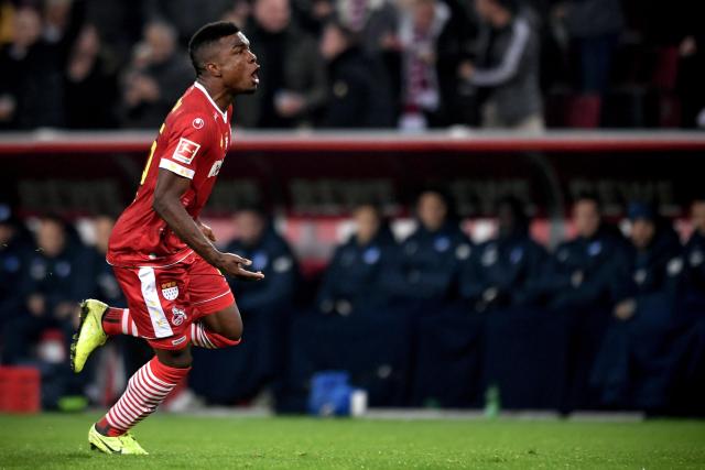 五大联赛本赛季最佳阵容 莱万搭档萨拉赫冲锋陷阵