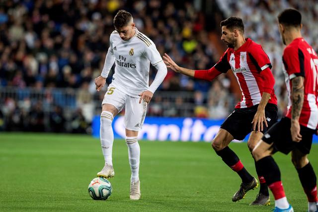 西甲-佩德里破门瑟洛特绝杀 巴萨1-2马竞